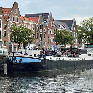 hotelschip-sarah.amsterdamhotelsnl.com/